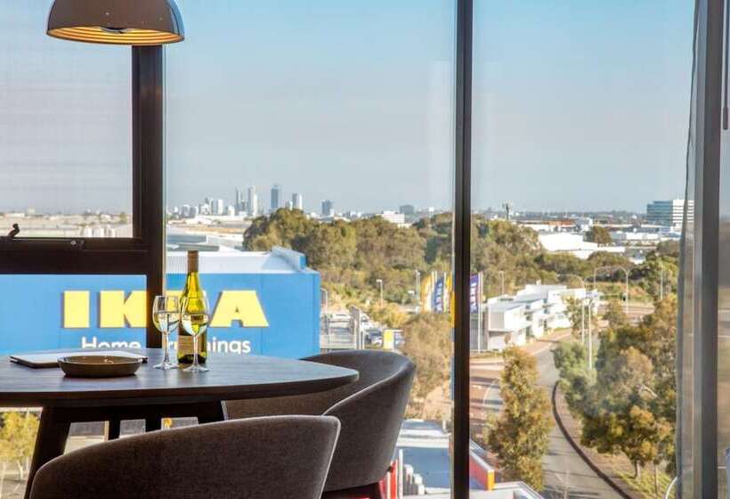 Студия Стандарт, Quest Innaloo