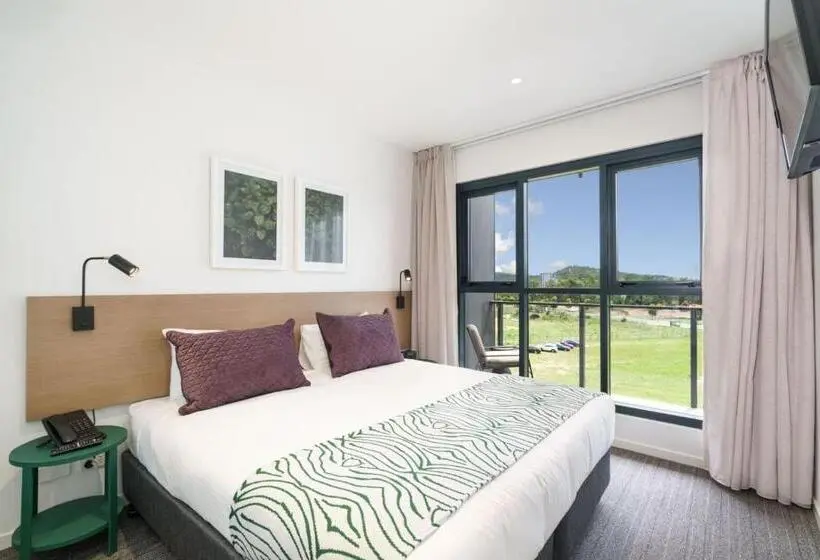 Apartament 2 Dormitoris, Quest Springfield Central