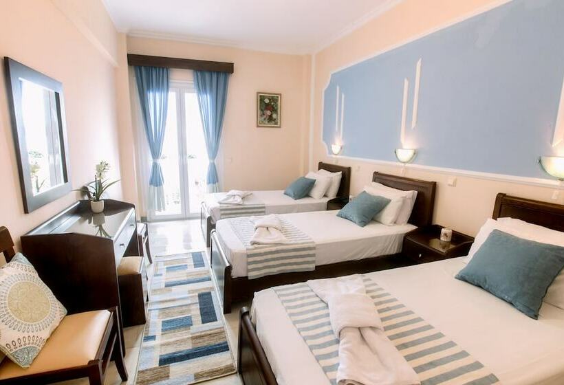 Háromágyas Standard Szoba, Sirena Beach