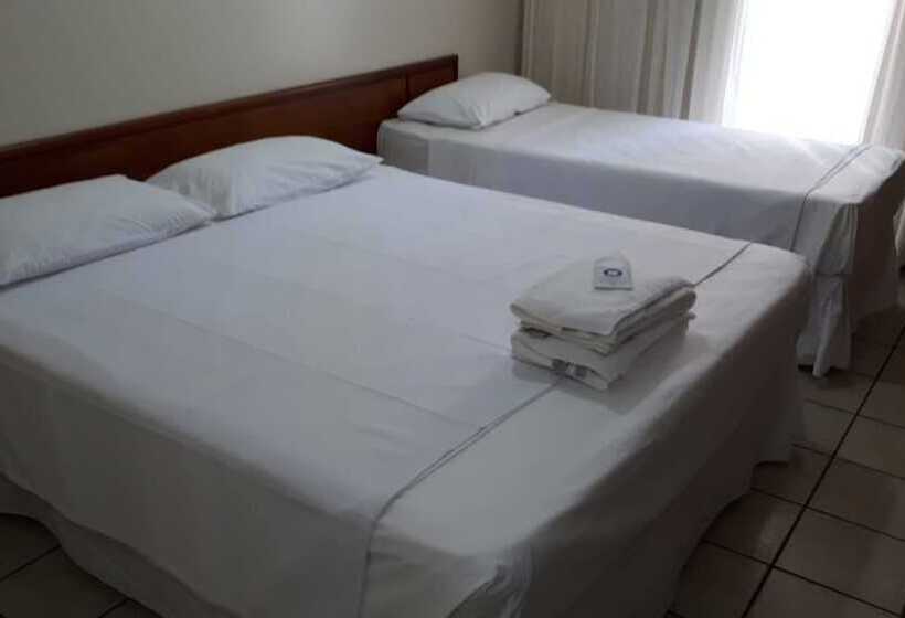 חדר סטנדרט לשלושה, Sol Da Praia