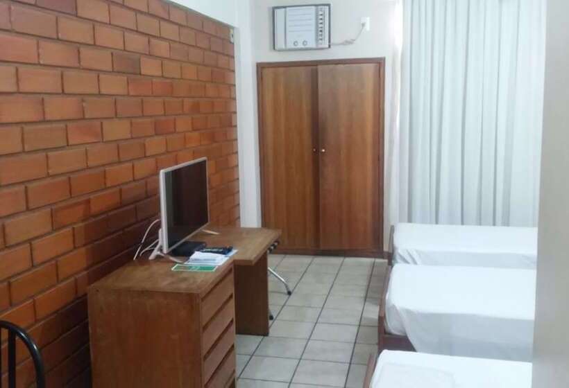 חדר סטנדרט לשלושה, Sol Da Praia