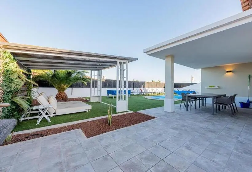 ویلای 3 خوابه, Ereza Villas Alicia
