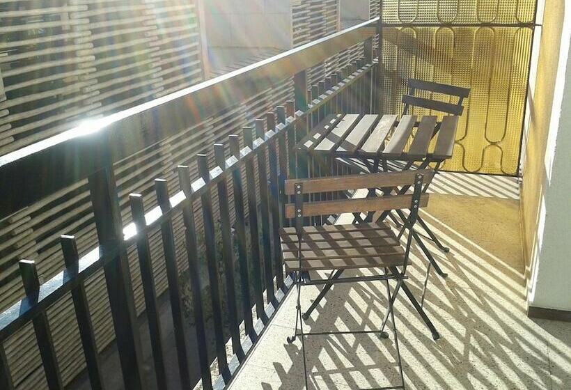 اتاق استاندارد با تخت دوبل, Hostal El Mercat