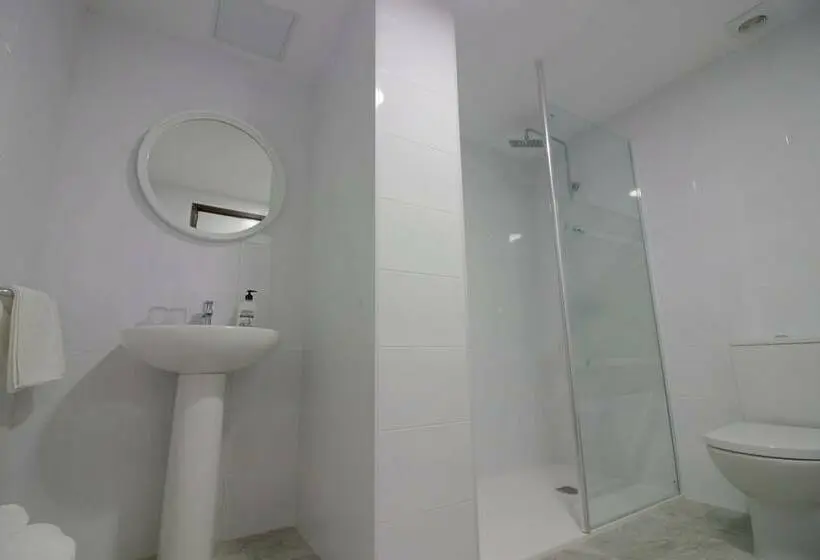 اتاق استاندارد با تخت دوبل, Hostal El Mercat