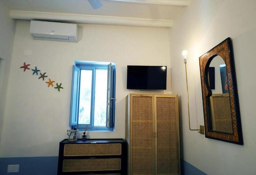 带2个卧室的套房, Art B&b