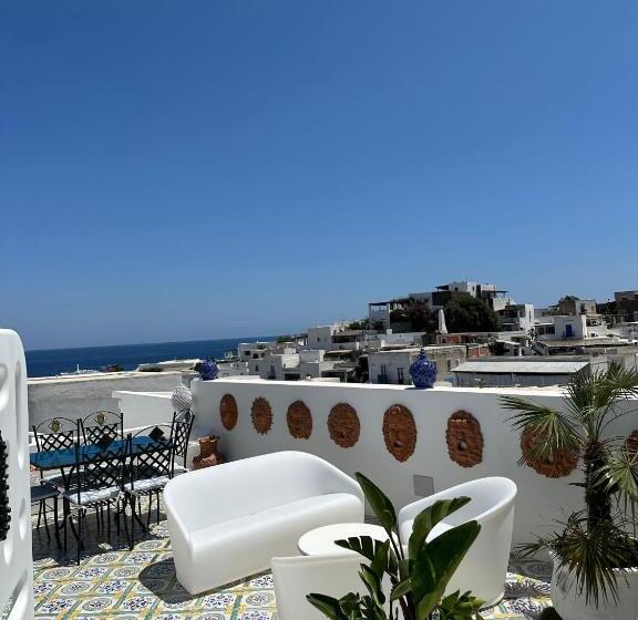 带1个卧室的带海景的公寓, Art B&b