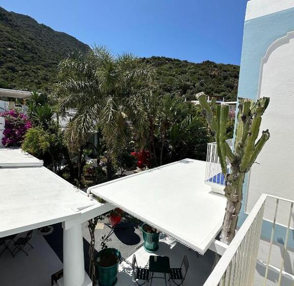 带1个卧室的带海景的公寓, Art B&b