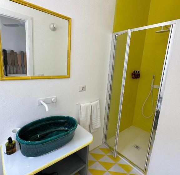 海の見える1ベッドルームアパートメント, Art B&b