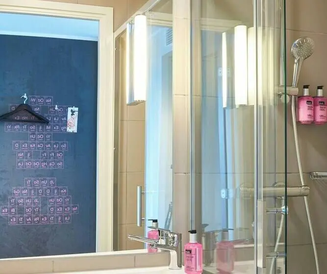 اتاق استاندارد, Moxy Milan Linate Airport
