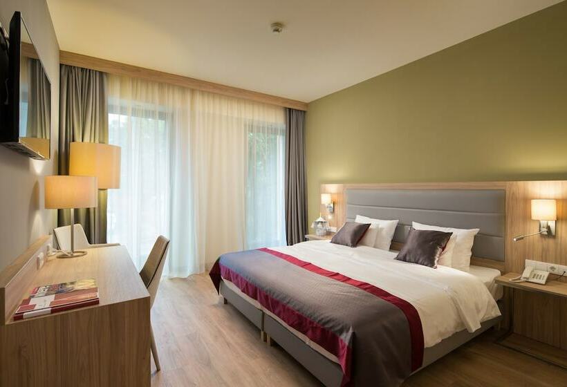 스탠다드 룸 킹사이즈 침대, Akeah Verdi Budapest