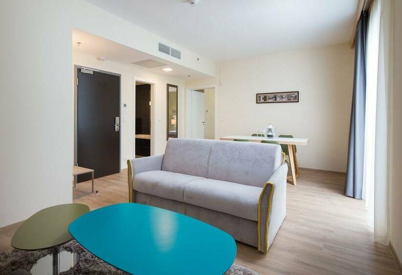 Suite, Akeah Verdi Budapest