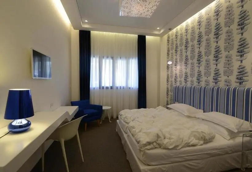 اتاق سوپریور با چشم‌انداز کوهستان, Miramar Hotel Resort And Spa
