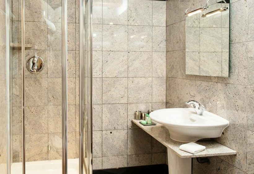 クラシックルーム, Hillbark