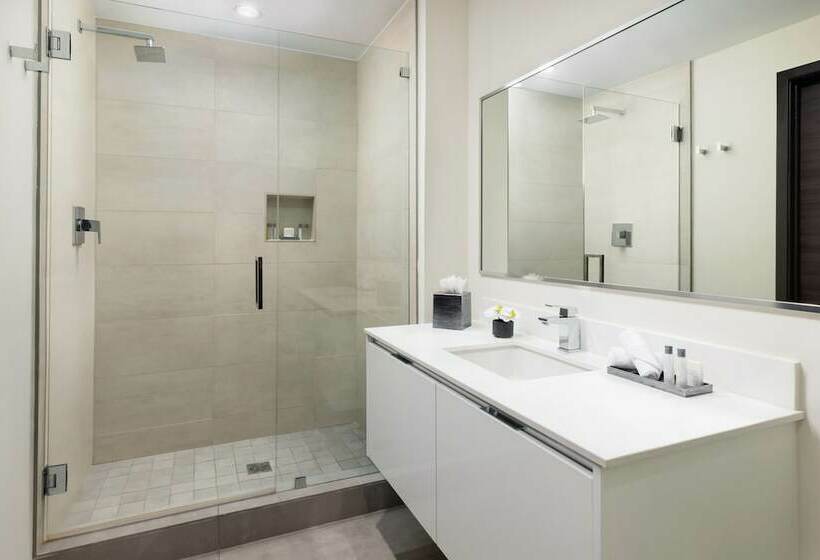 Люкс 2 Спальни, Costa Hollywood Beach Resort  An Allsuite