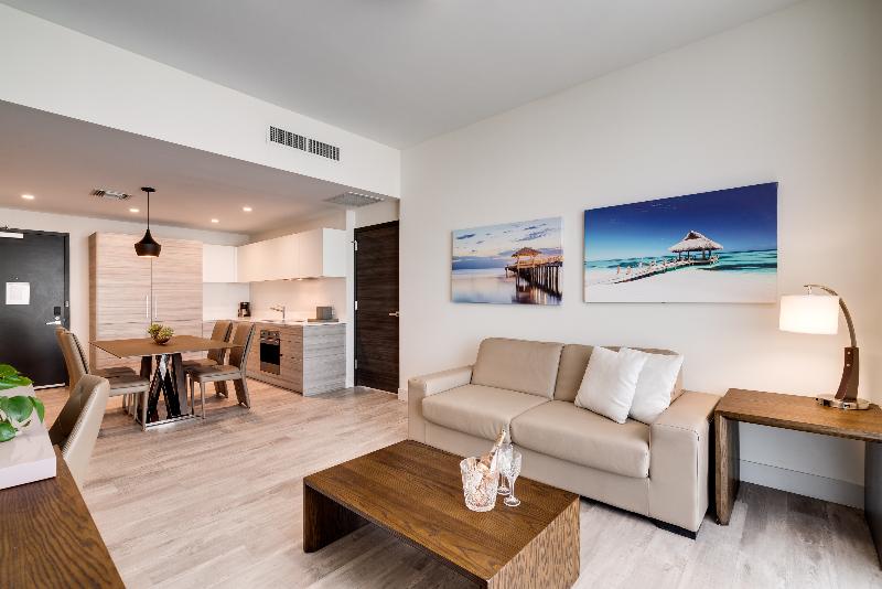 Люкс 2 Спальни, Costa Hollywood Beach Resort  An Allsuite
