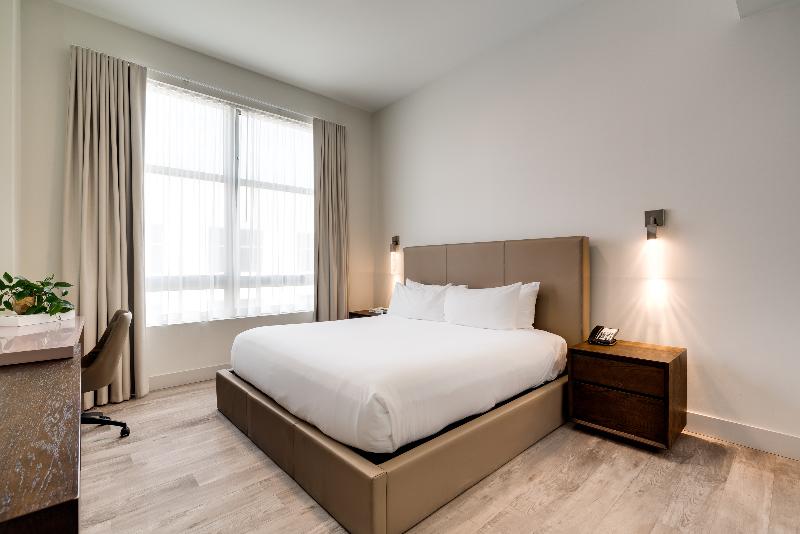 Люкс 3 Спальни, Costa Hollywood Beach Resort  An Allsuite