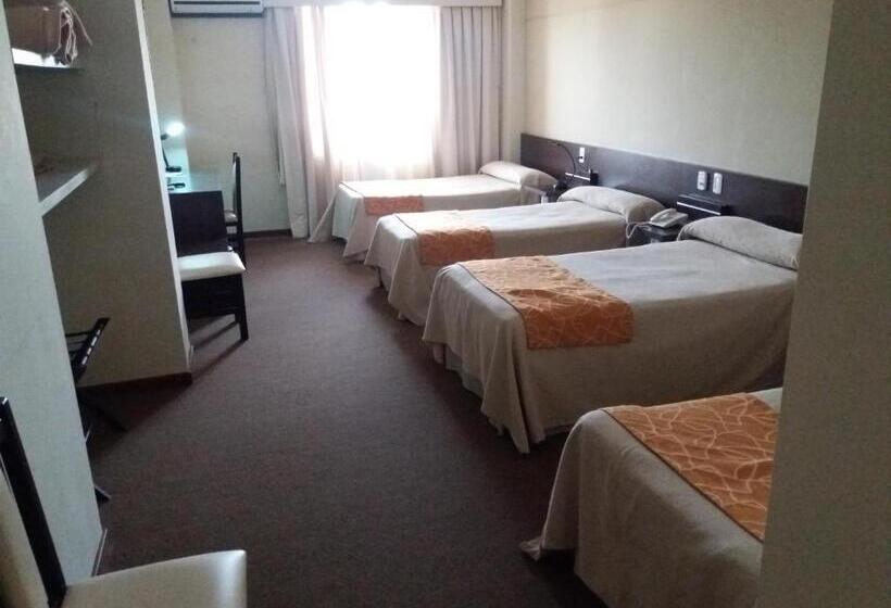 غرفة سوبيريور ثلاثية, Cuatro Plazas