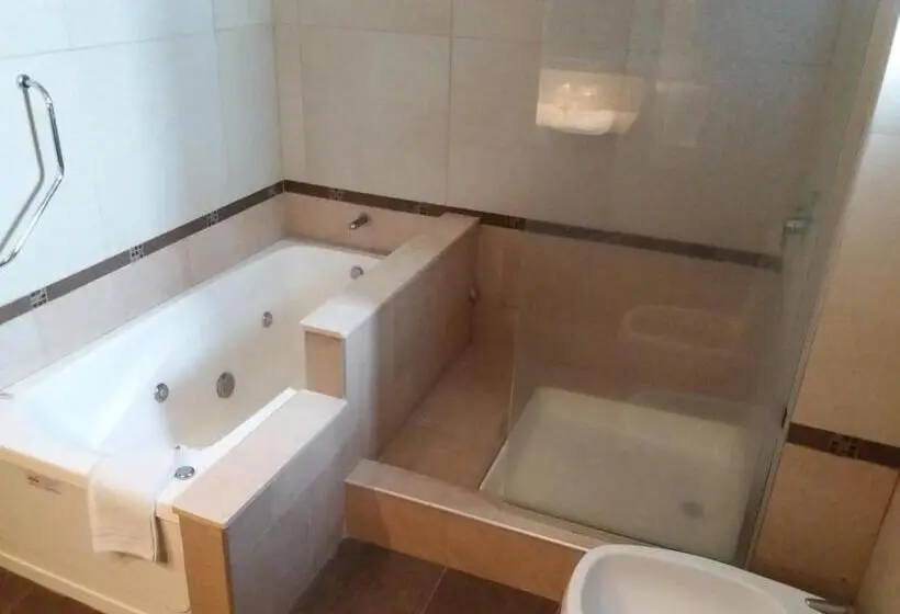 スーペリアの４人部屋, Cuatro Plazas