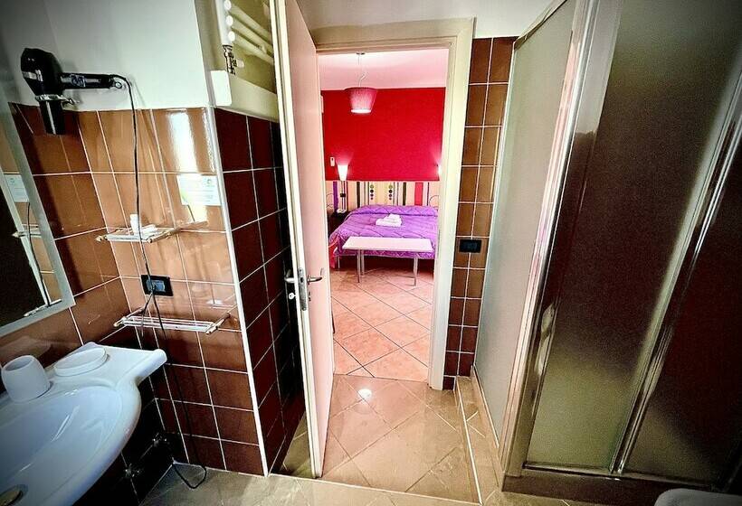 标准间, Le Ceramiche