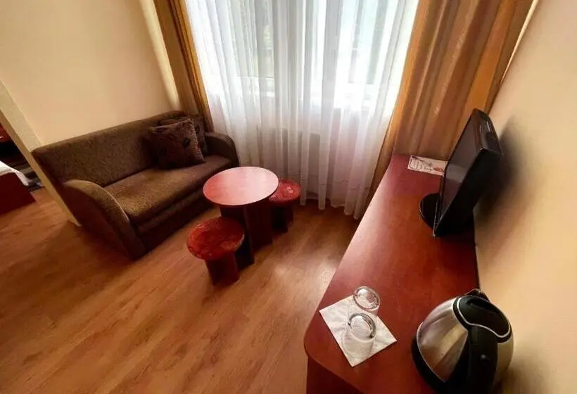 Sviitti, Penzion Zornicka