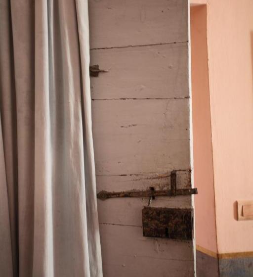 غرفة سوبيريور, Les Sardines Aux Yeux Bleus Chambres D'hôtes