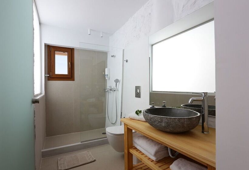 בקתה סופריור, Albatros Club Mykonos