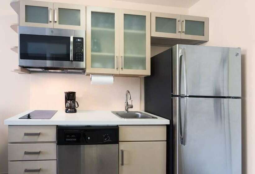 إستوديو قياسى, Candlewood Suites Miami Intl Airport   36th St, An Ihg