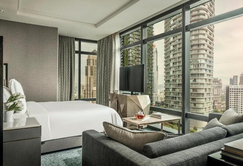 Номер Стандарт Двуспальная Кровать Вид на Парк, Four Seasons Hotel Kuala Lumpur