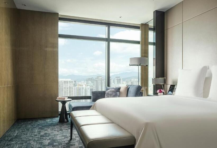 Апартаменты Deluxe 1 Спальня, Four Seasons Hotel Kuala Lumpur