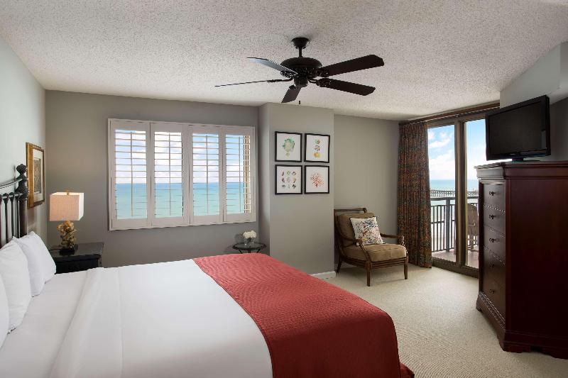 Номер Премиум, Four Seasons Hotel Kuala Lumpur