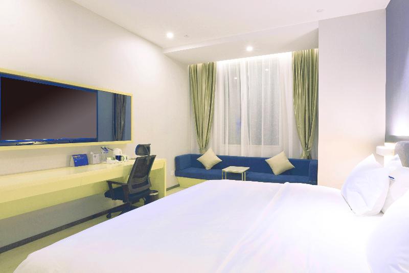 キングサイズベッドのスタンダードルーム, Holiday Inn Express Jinan Exhibition Center By Ihg