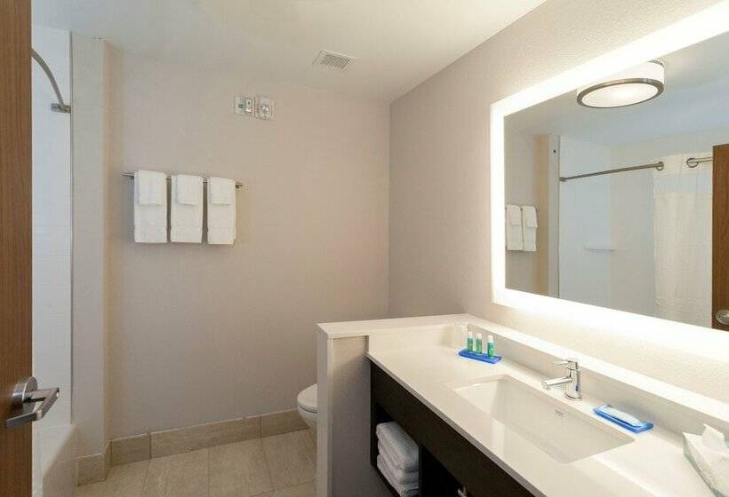 Номер Стандарт, Holiday Inn Express & Suites   Nebraska City, An Ihg