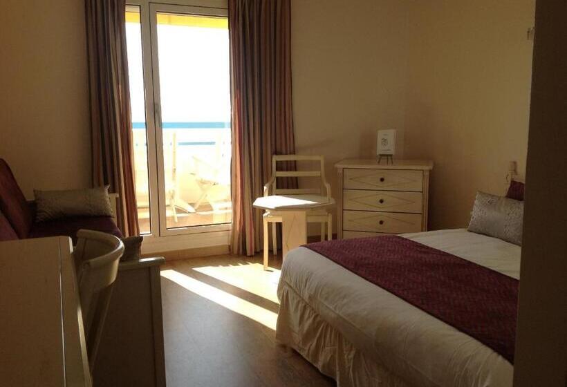 Triple Room Sea View, Hôtel Méditerranée