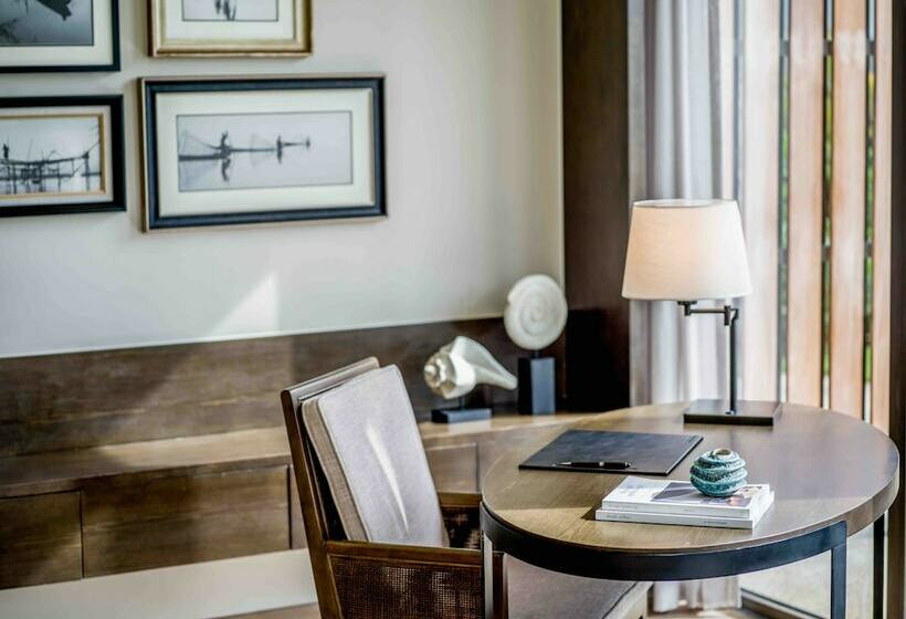 Junior Suite Vista Jardí, Intercontinental Phu Quoc Long Beach Resort, An Ihg