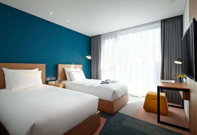 Quarto Familiar, L7 Hongdae By Lotte