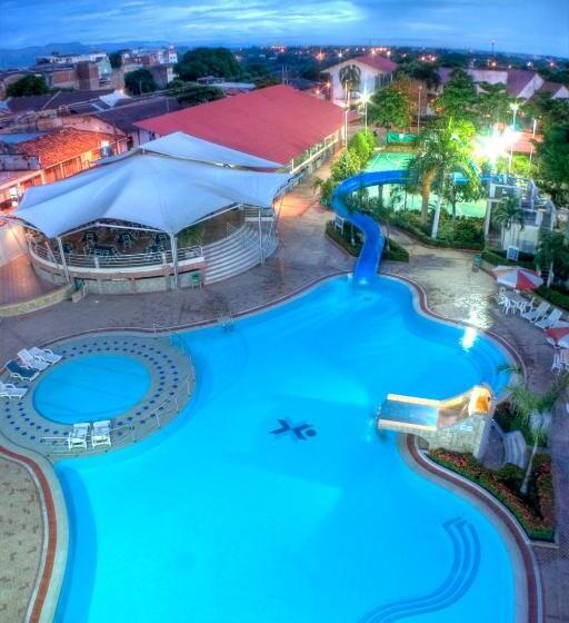 四人标准间, Los Puentes Comfacundi