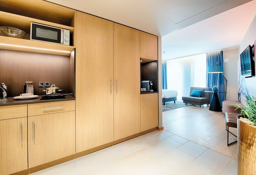 Номер Superior, Nyx Hotel Munich By Leonardo Hotels