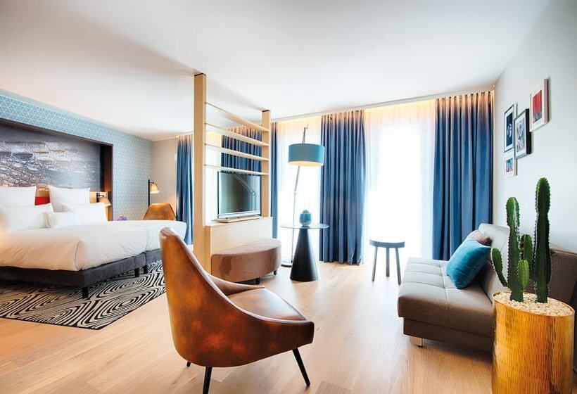 Полулюкс, Nyx Hotel Munich By Leonardo Hotels