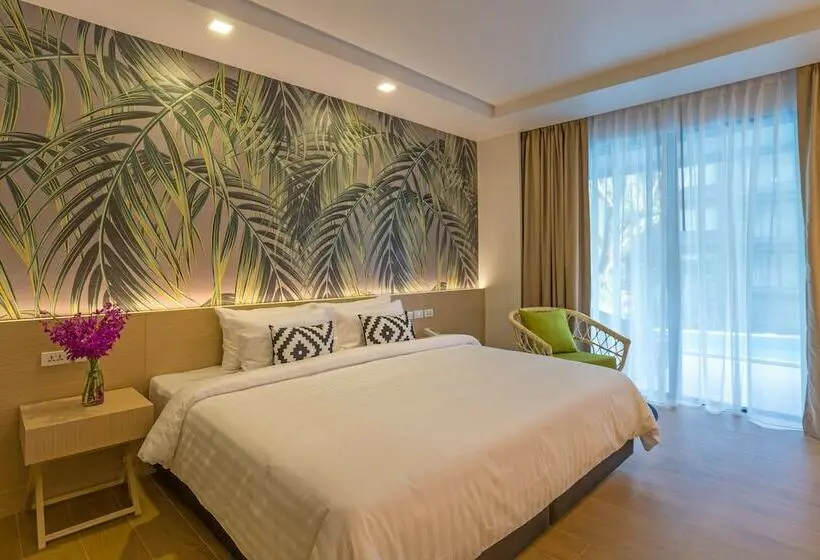 اتاق لوکس با چشم‌انداز استخر, Panan Krabi Resort