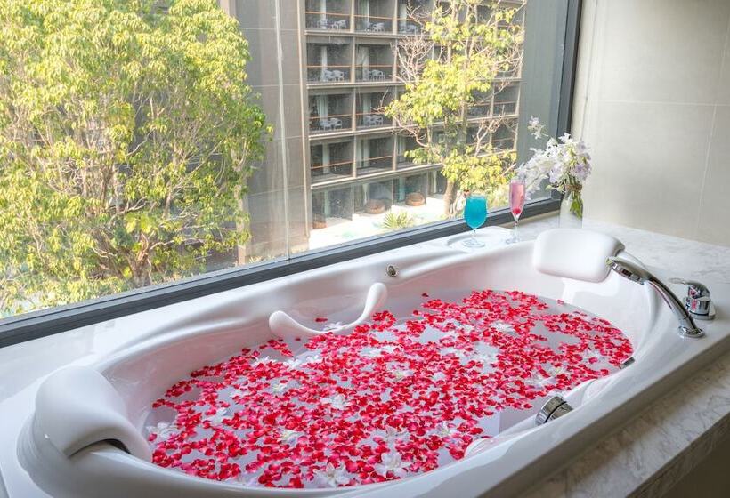 غرفة ديلوكس مطلة على حمام السباحة, Panan Krabi Resort   Sha Extra Plus