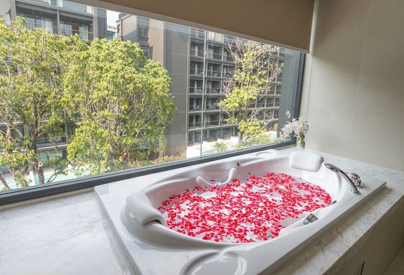 غرفة ديلوكس مطلة على حمام السباحة, Panan Krabi Resort   Sha Extra Plus