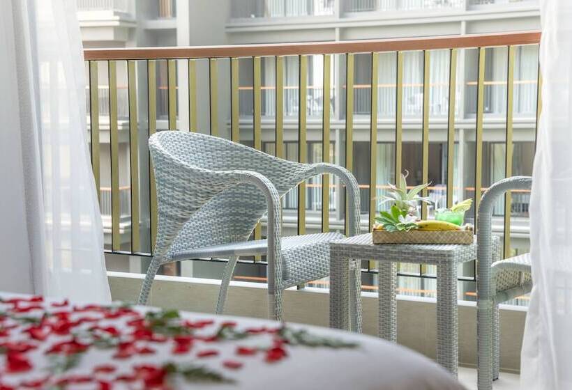 غرفة ديلوكس مطلة على حمام السباحة, Panan Krabi Resort   Sha Extra Plus