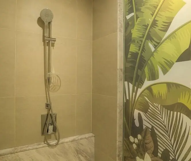 اتاق لوکس با چشم‌انداز, Panan Krabi Resort