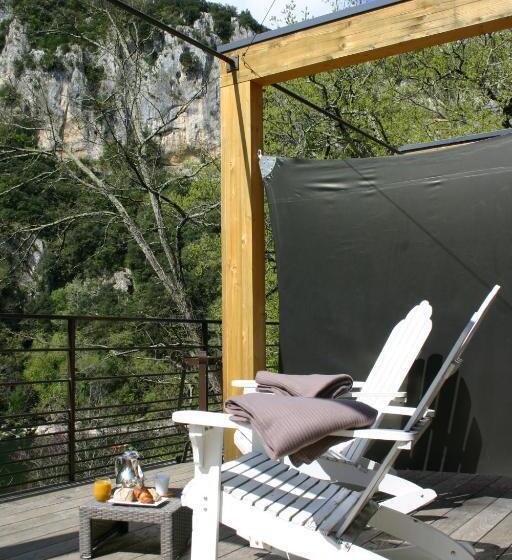 스탠다드 룸 강 전망, Prehistoric Lodge   Adult Only