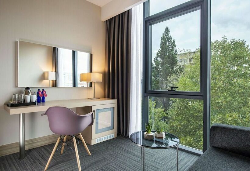 اتاق سوپریور, Tbilisi Saburtalo Hotel By Mercure