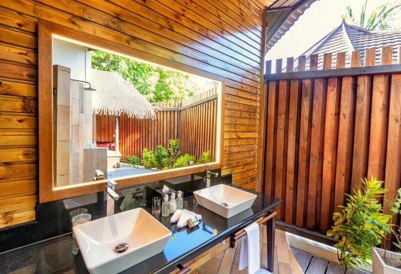 单卧高级别墅, Komandoo Island Resort & Spa