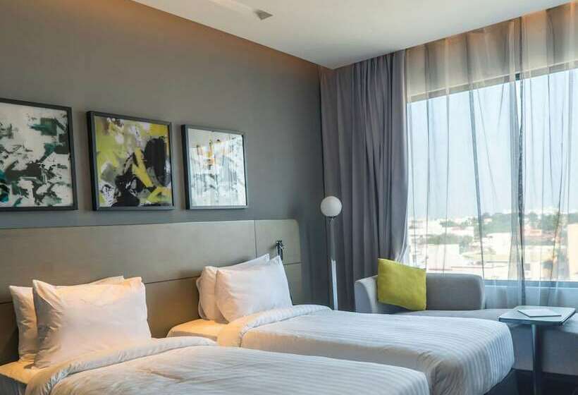 Номер Superior, Novotel Chennai Chamiers Road