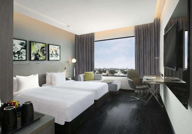 Номер Премиум, Novotel Chennai Chamiers Road