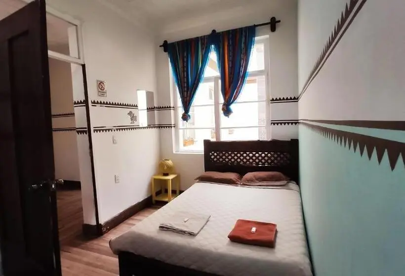 バス共有のスタンダードルーム, Hostal Yakumama