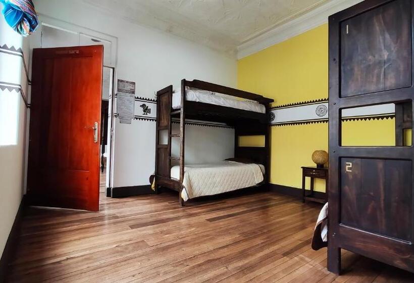 ファミリールーム, Hostal Yakumama